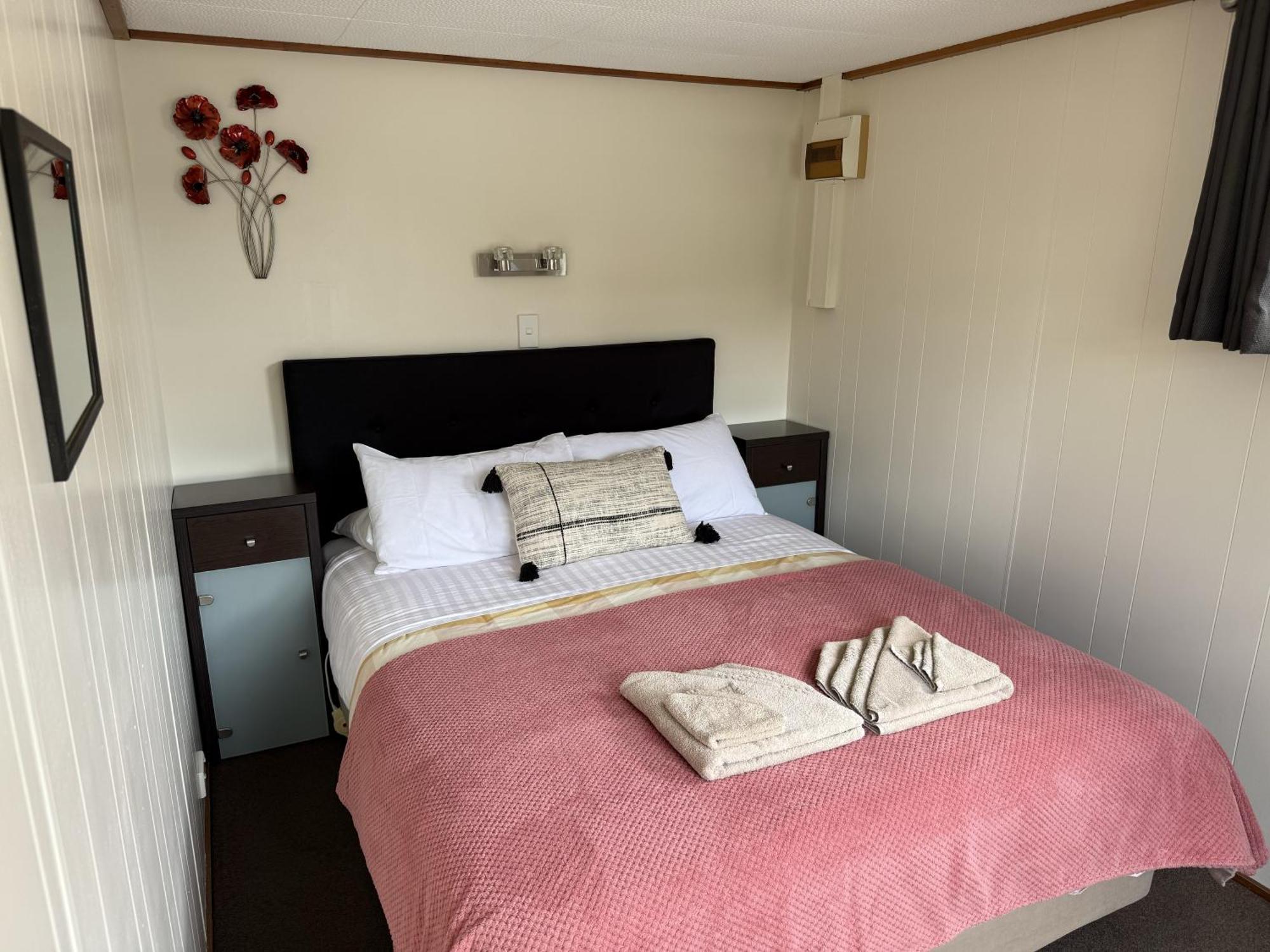 Picton'S Waikawa Bay Holiday Park Dış mekan fotoğraf